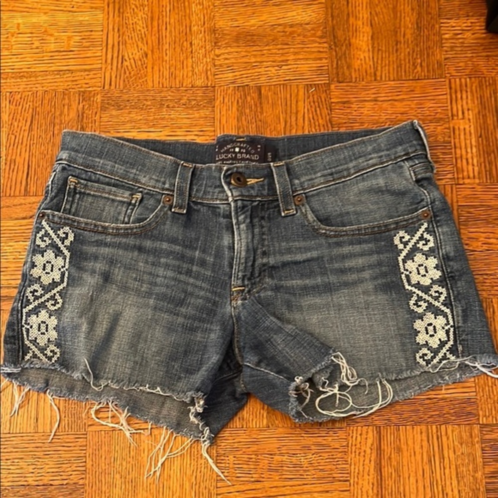 Lucky Brand Blue Denim cut off Shorts with Floral Embroidery